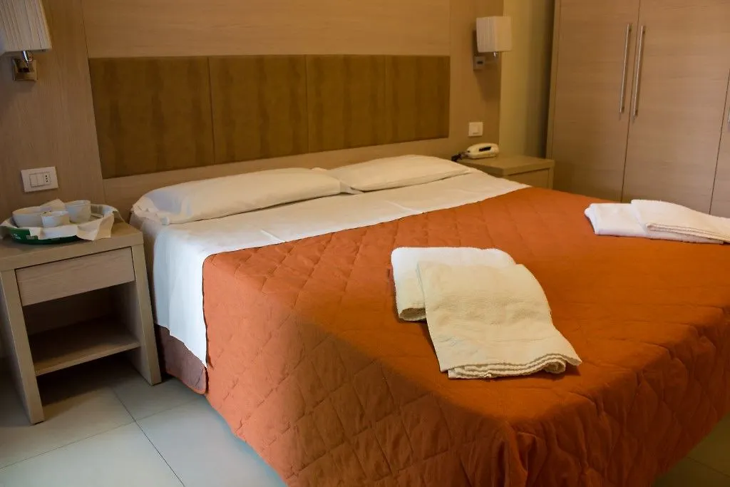 Hotel Cuba Nuova Gestione ريميني