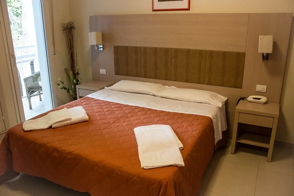 Hotel Cuba Nuova Gestione ريميني